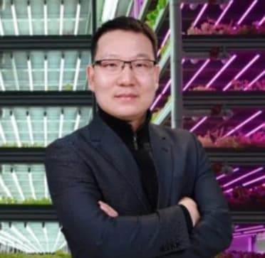 Dr. Tao Li